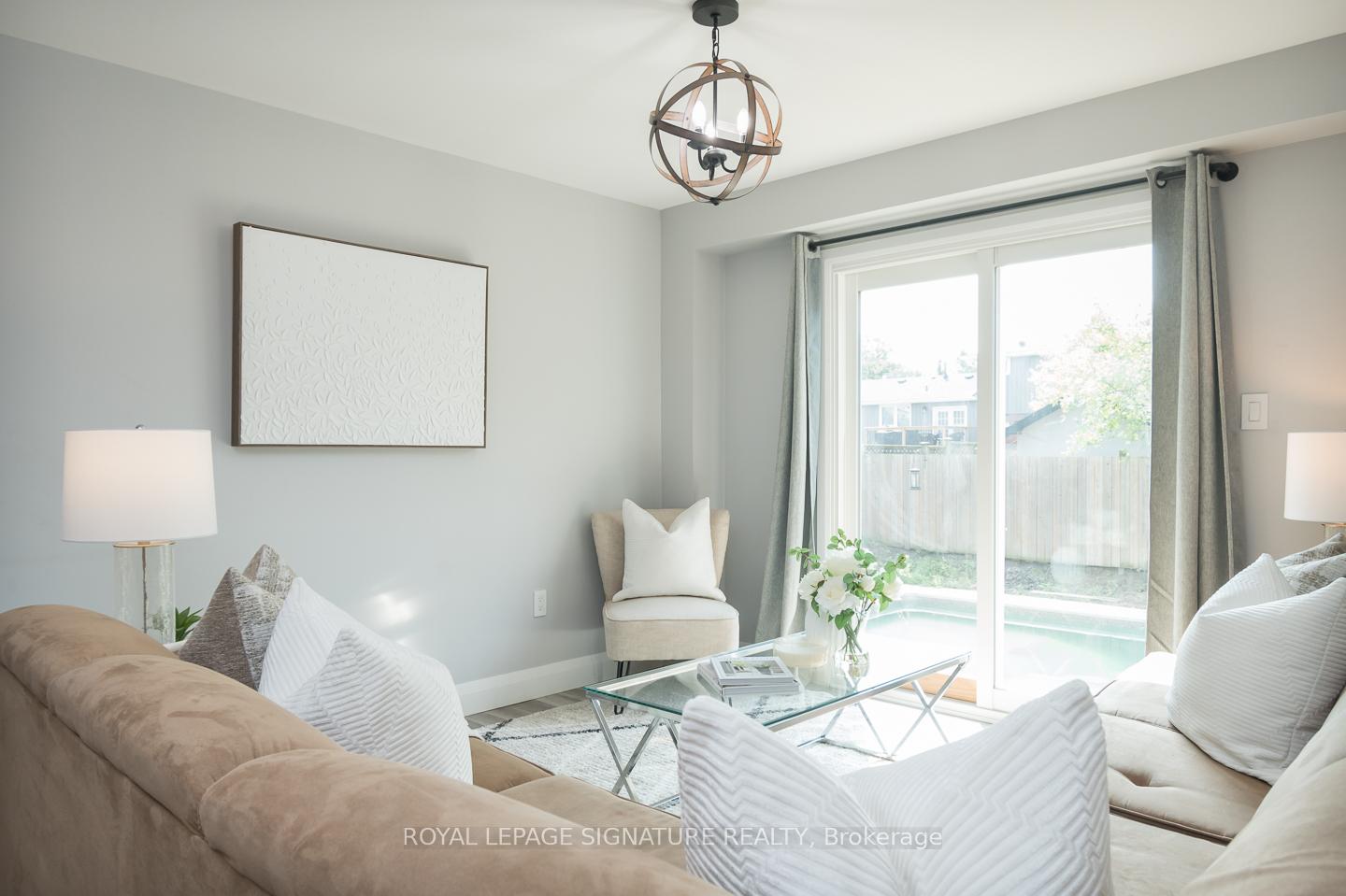Photo 9 of 815 Cedarbrae Avenue, Milton, Dorset Park — HOMEH