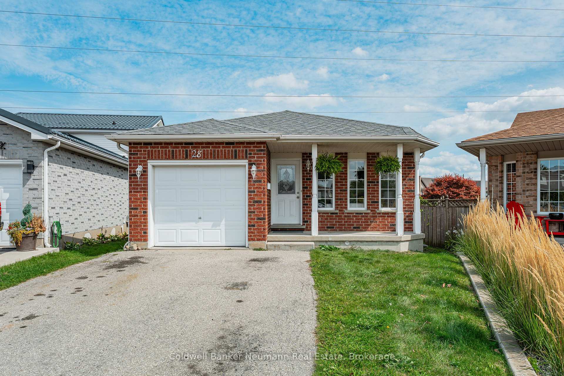 Front of 28 Bronwyn Place