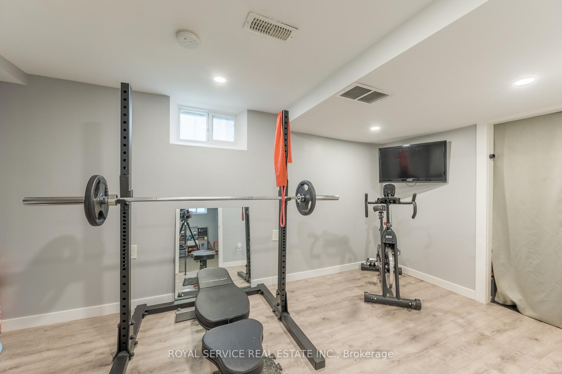 Photo 26 of 474 Hamilton Street, Peterborough, Otonabee Ward 1 — HOMEH