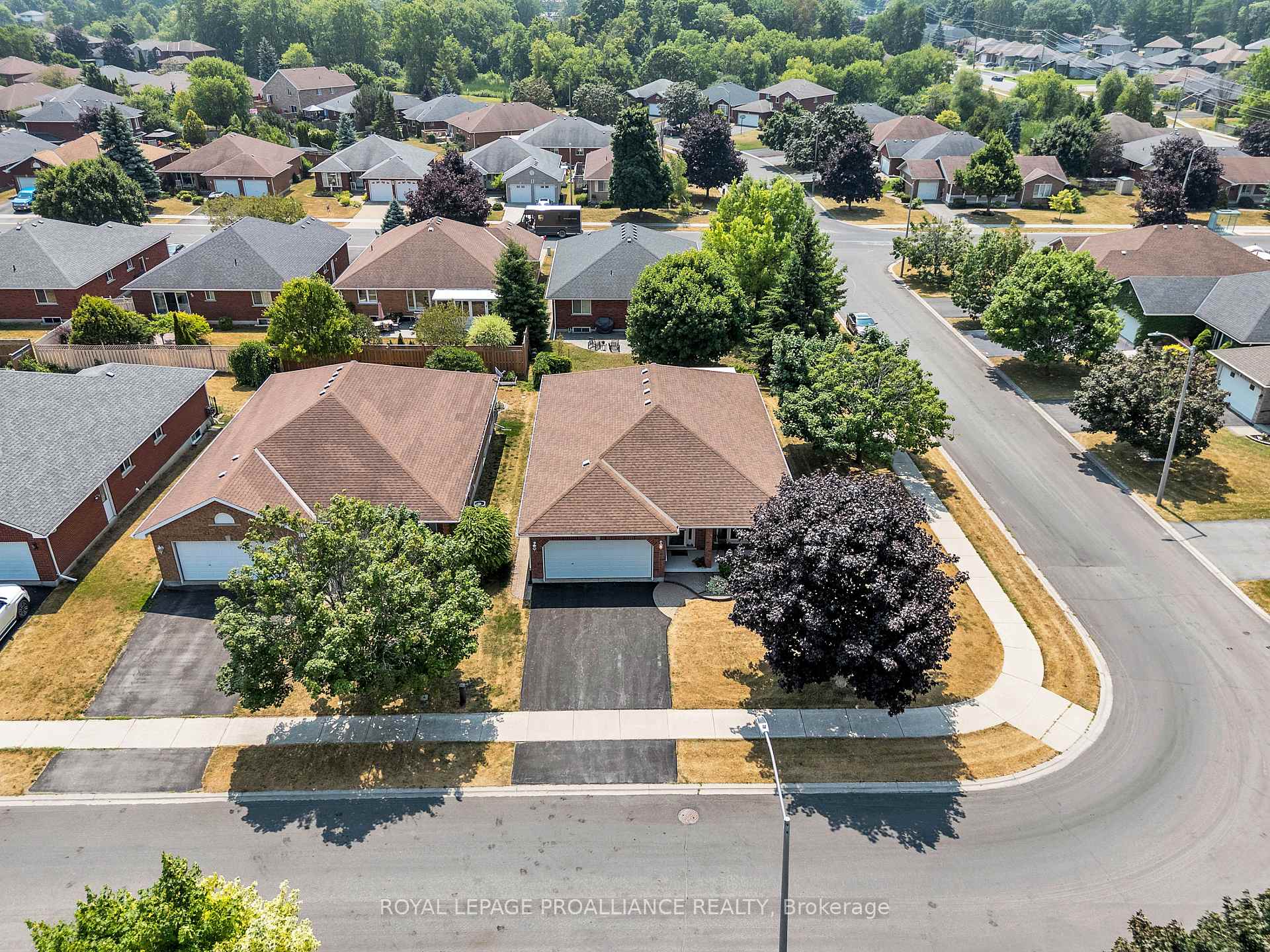 Photo 6 of 17 Hemlock Crescent, Belleville, Belleville Ward — HOMEH