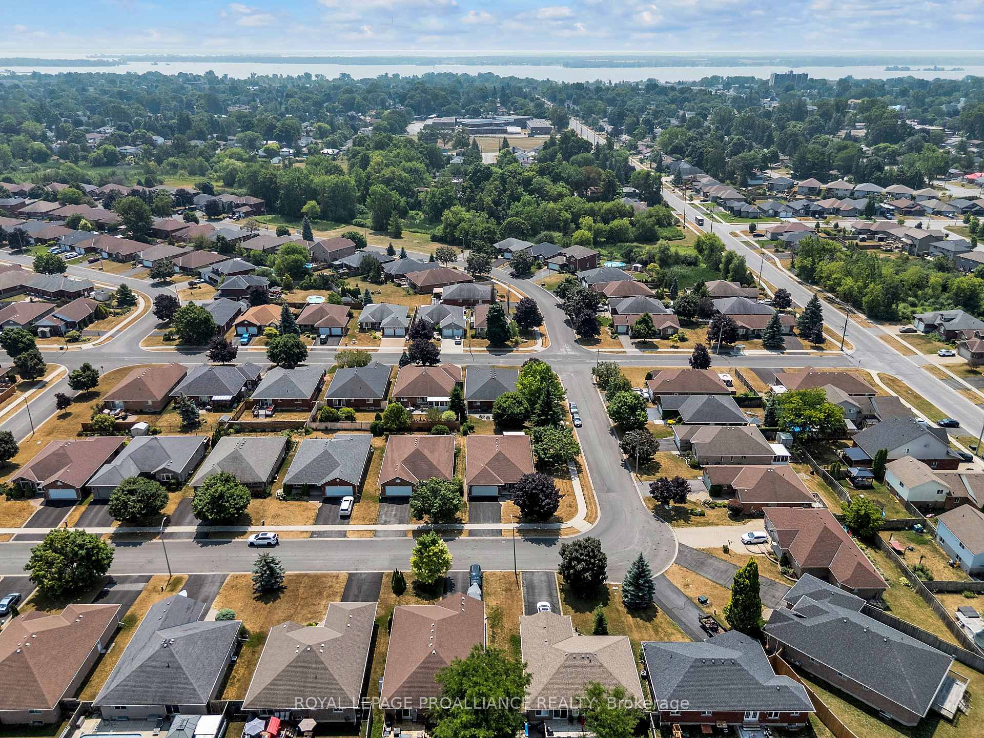 Photo 46 of 17 Hemlock Crescent, Belleville, Belleville Ward — HOMEH