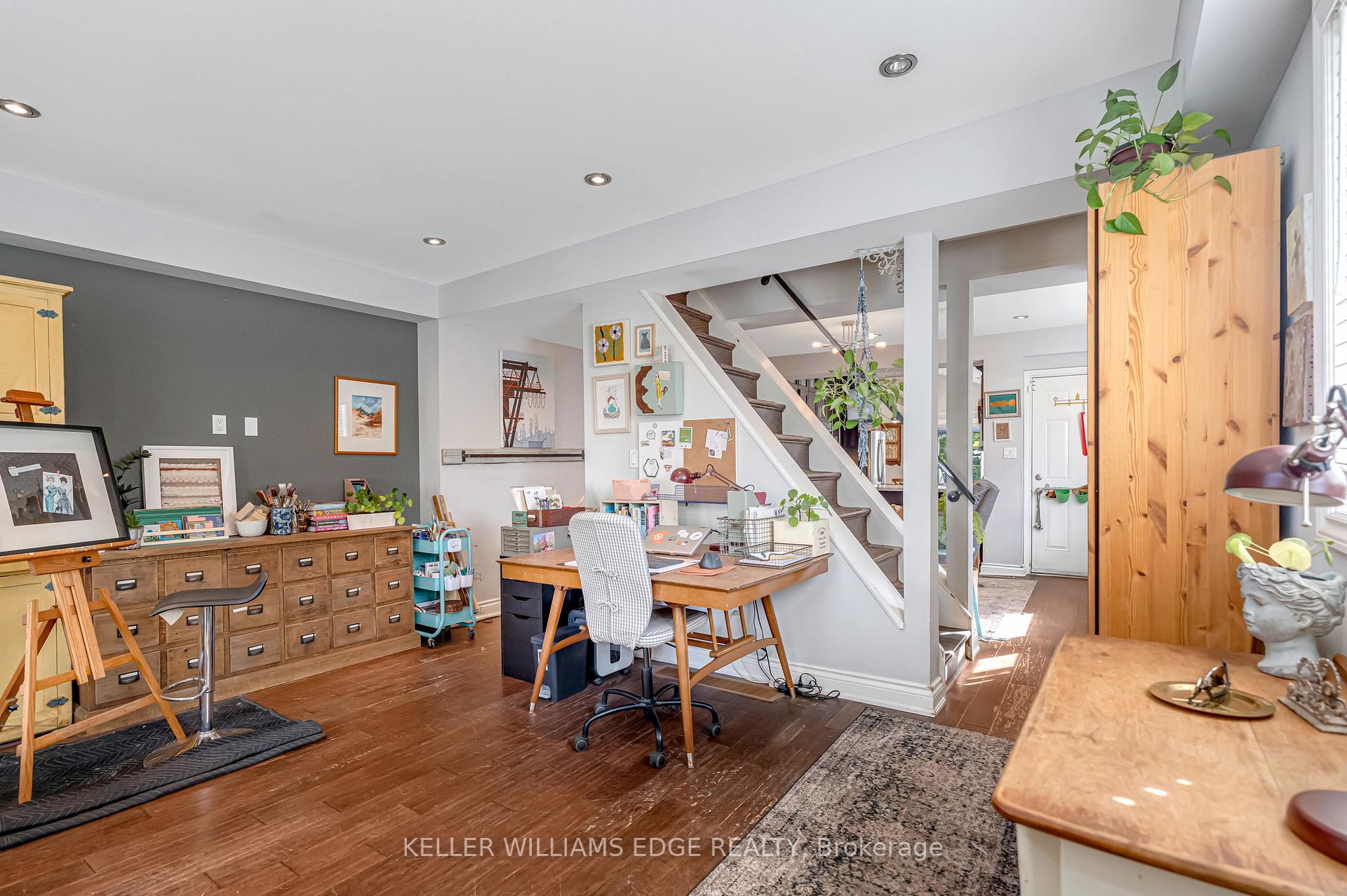 Photo 6 of 108 Emerald Street N, Hamilton, Landsdale — HOMEH