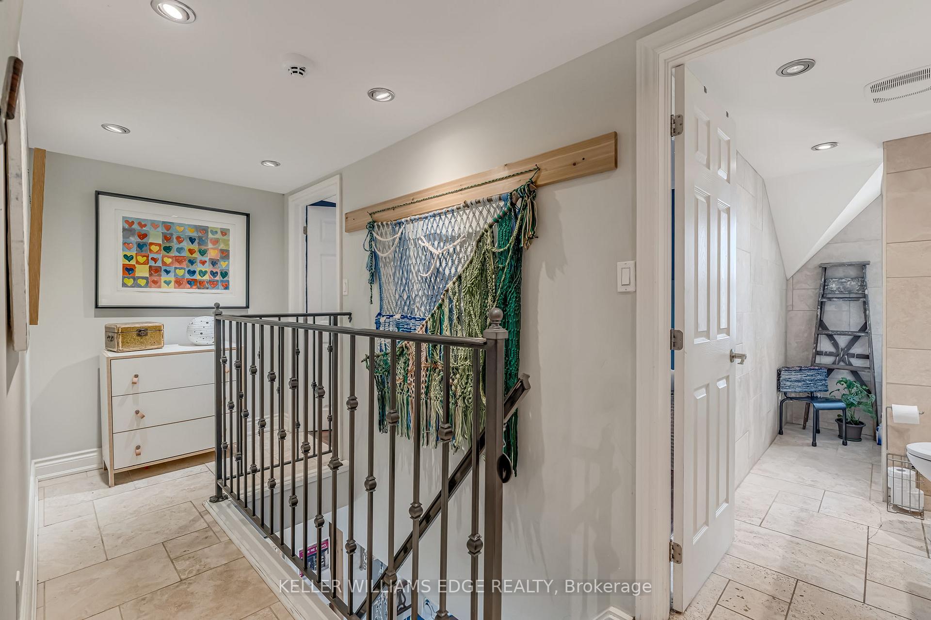 Photo 19 of 108 Emerald Street N, Hamilton, Landsdale — HOMEH