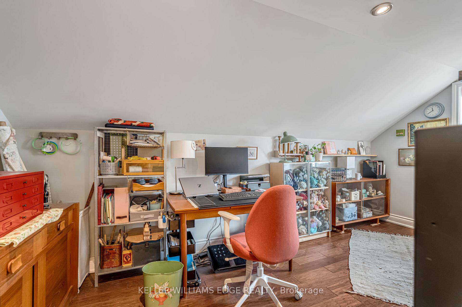 Photo 25 of 108 Emerald Street N, Hamilton, Landsdale — HOMEH