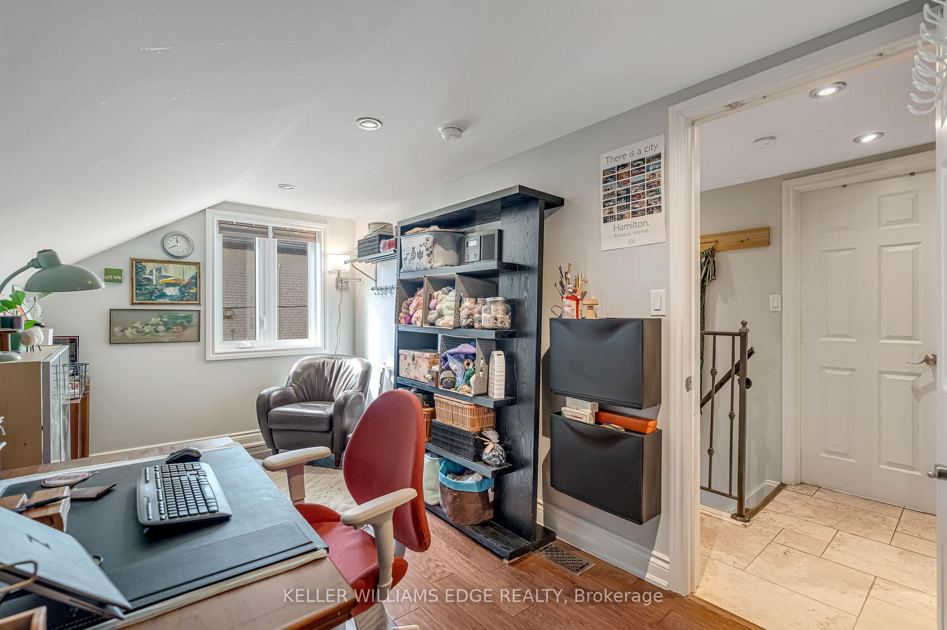 Photo 26 of 108 Emerald Street N, Hamilton, Landsdale — HOMEH
