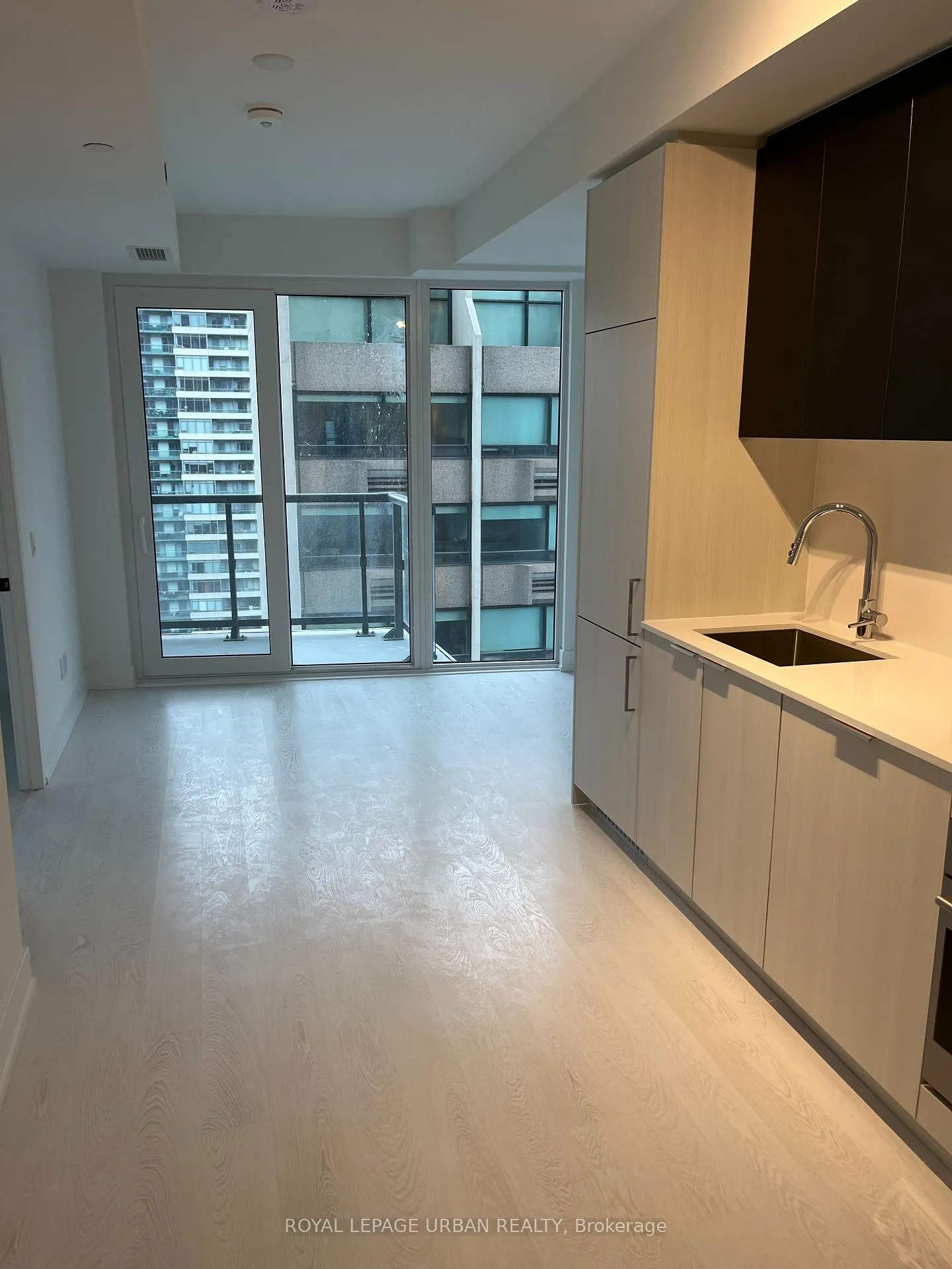Photo 6 of Unit 2008, 308 Jarvis Street, Toronto, Church-Yonge Corridor — HOMEH