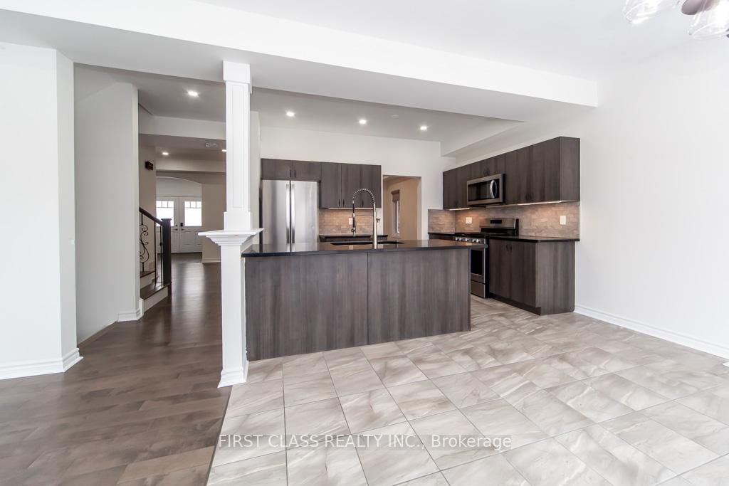 Photo 15 of 726 Sawmill Road, Peterborough, Northcrest Ward 5 — HOMEH