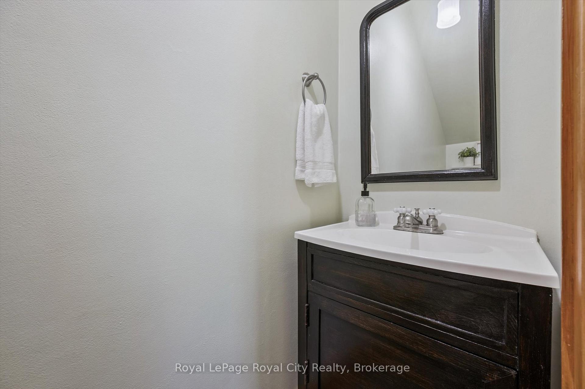 Photo 22 of 59 Kent Street, Guelph, Downtown — HOMEH