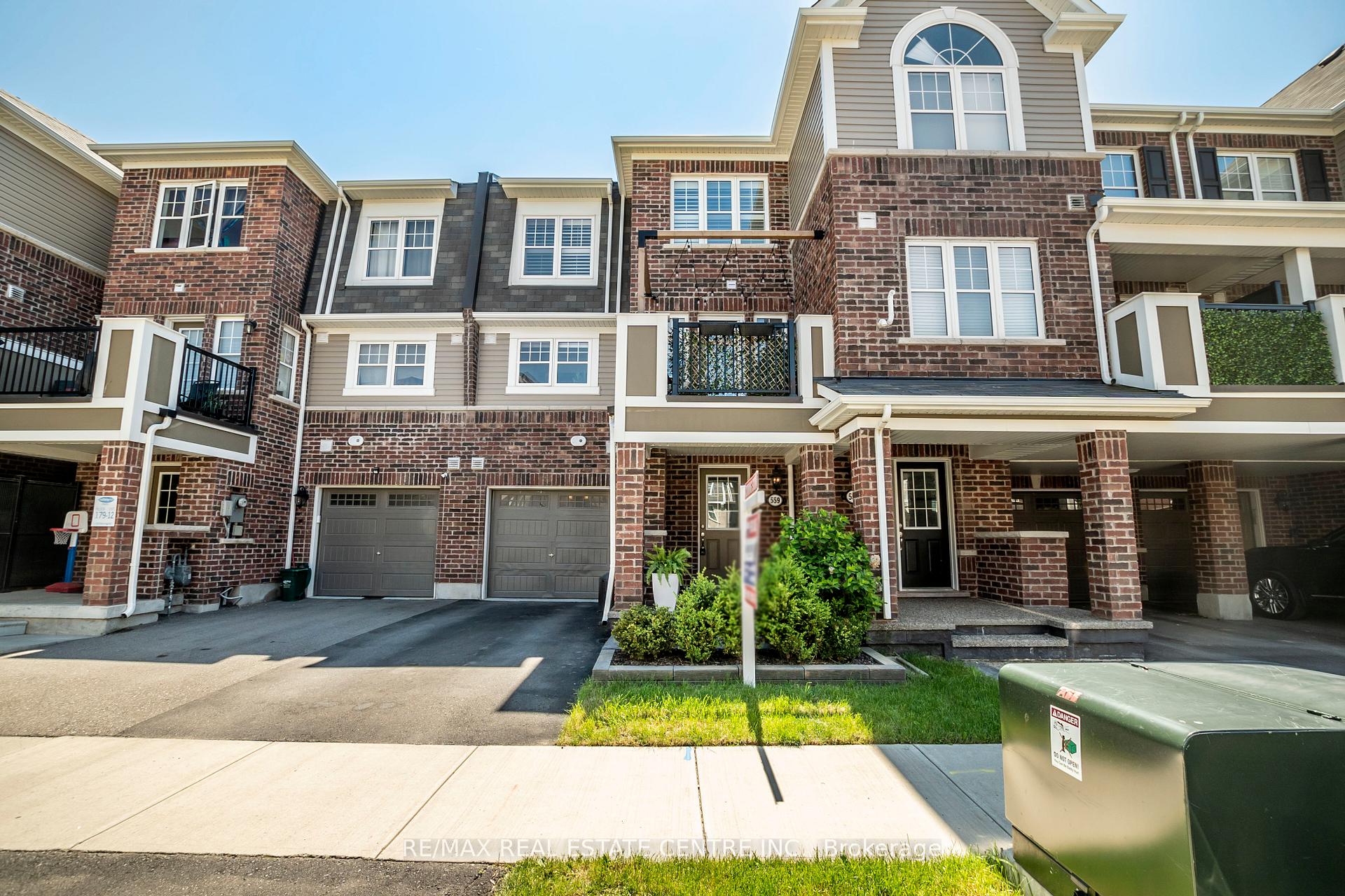 Photo 1 of 559 Buckeye Court, Milton, Cobban — HOMEH