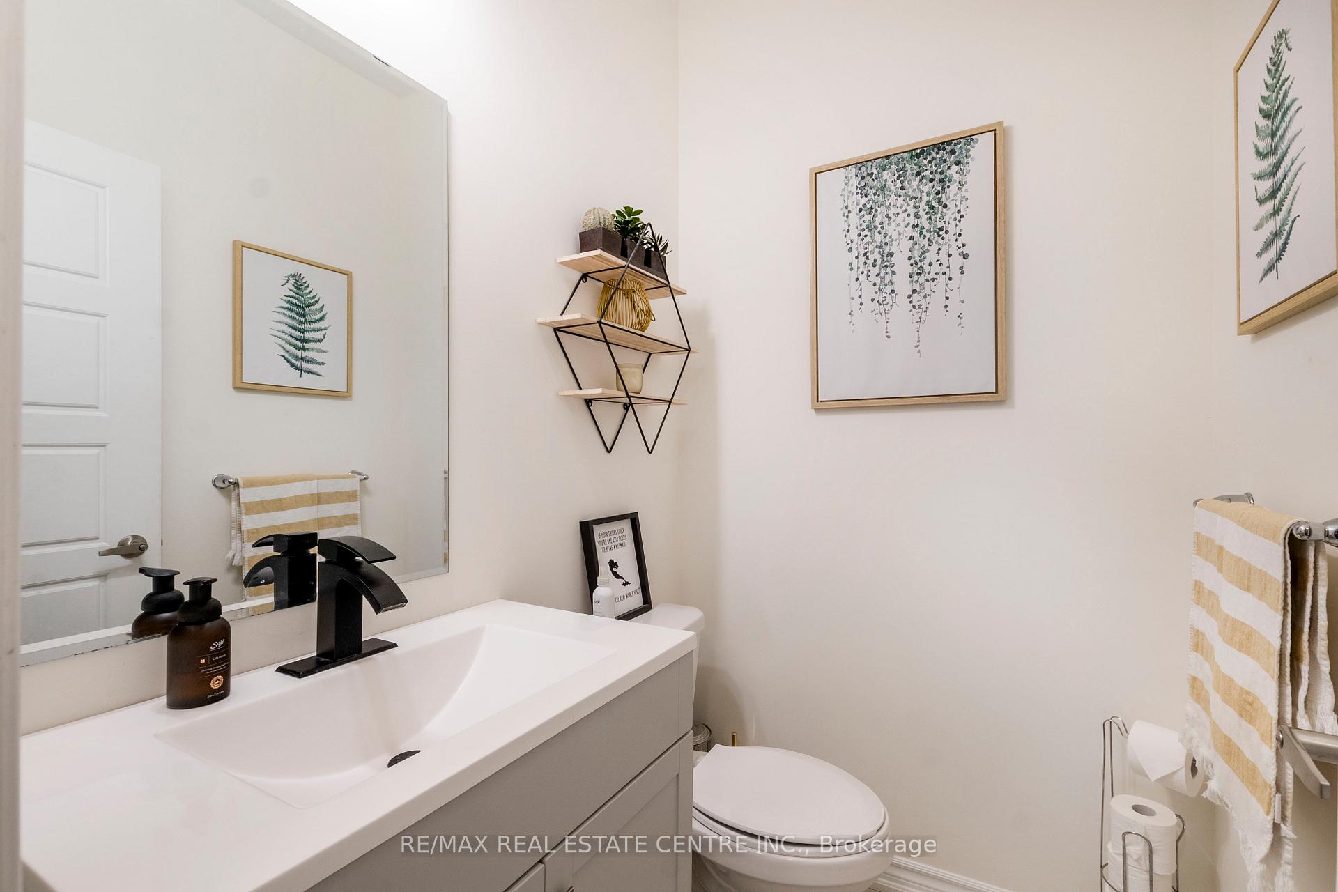 Photo 6 of 559 Buckeye Court, Milton, Cobban — HOMEH