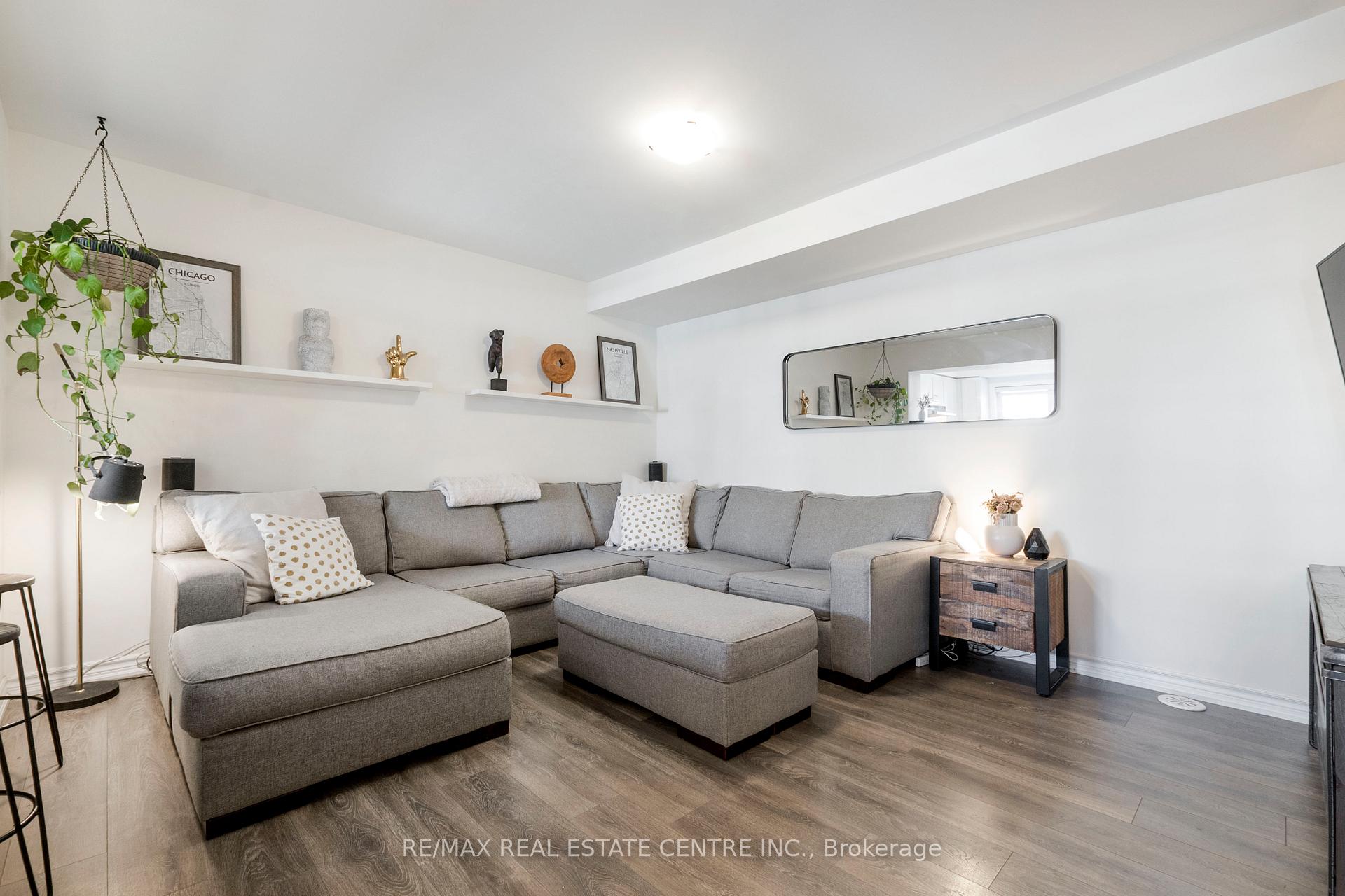 Photo 8 of 559 Buckeye Court, Milton, Cobban — HOMEH