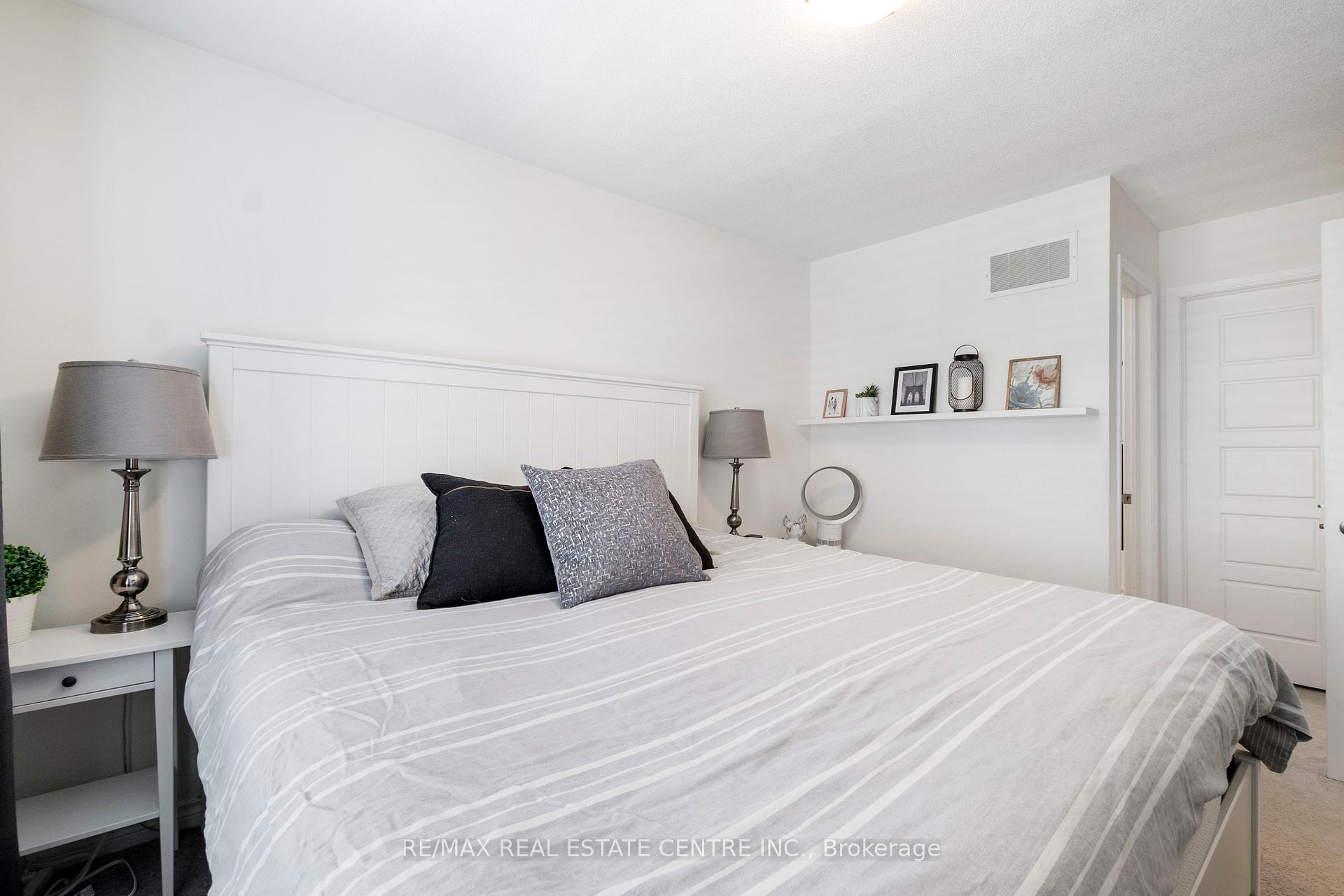 Photo 18 of 559 Buckeye Court, Milton, Cobban — HOMEH
