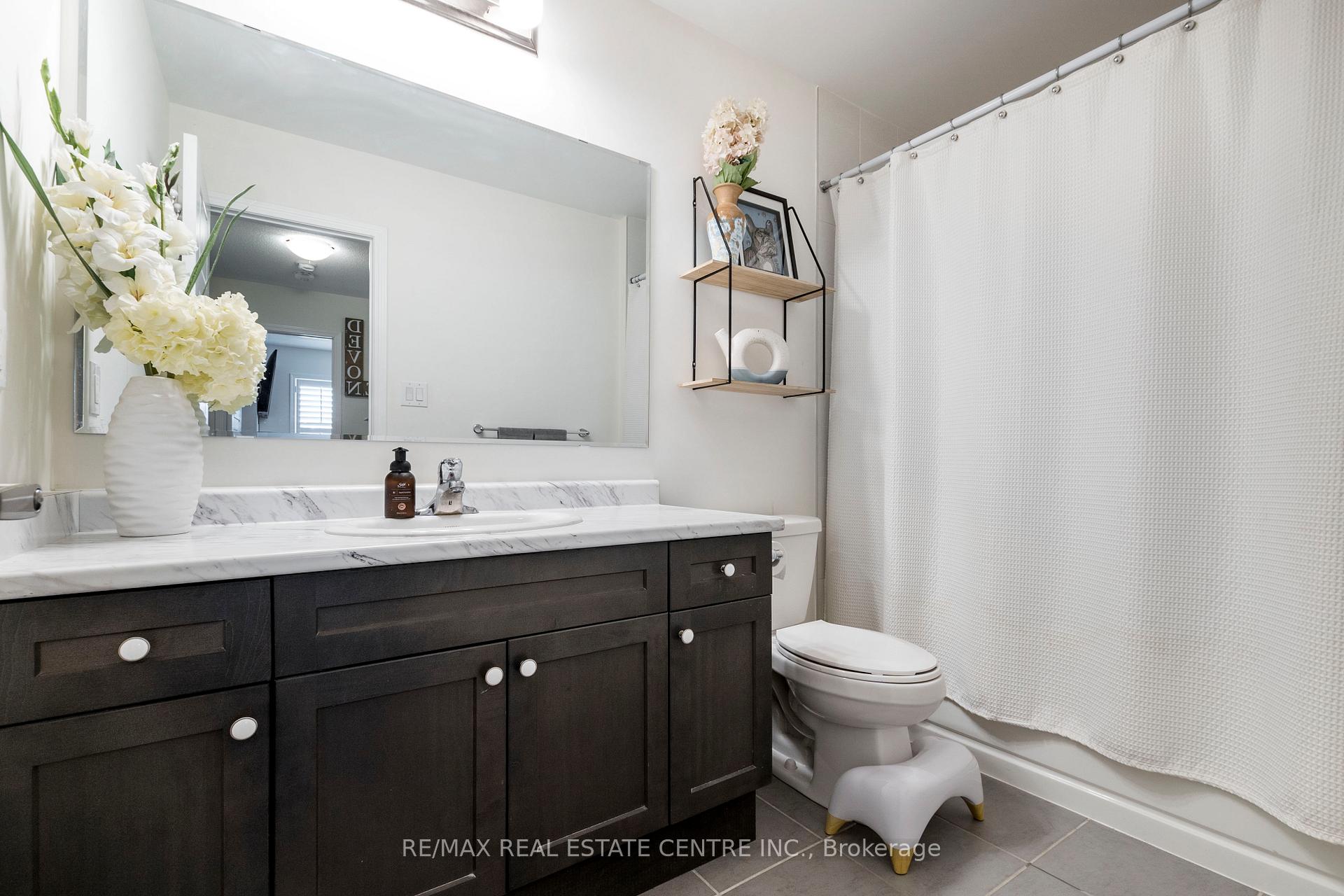 Photo 22 of 559 Buckeye Court, Milton, Cobban — HOMEH