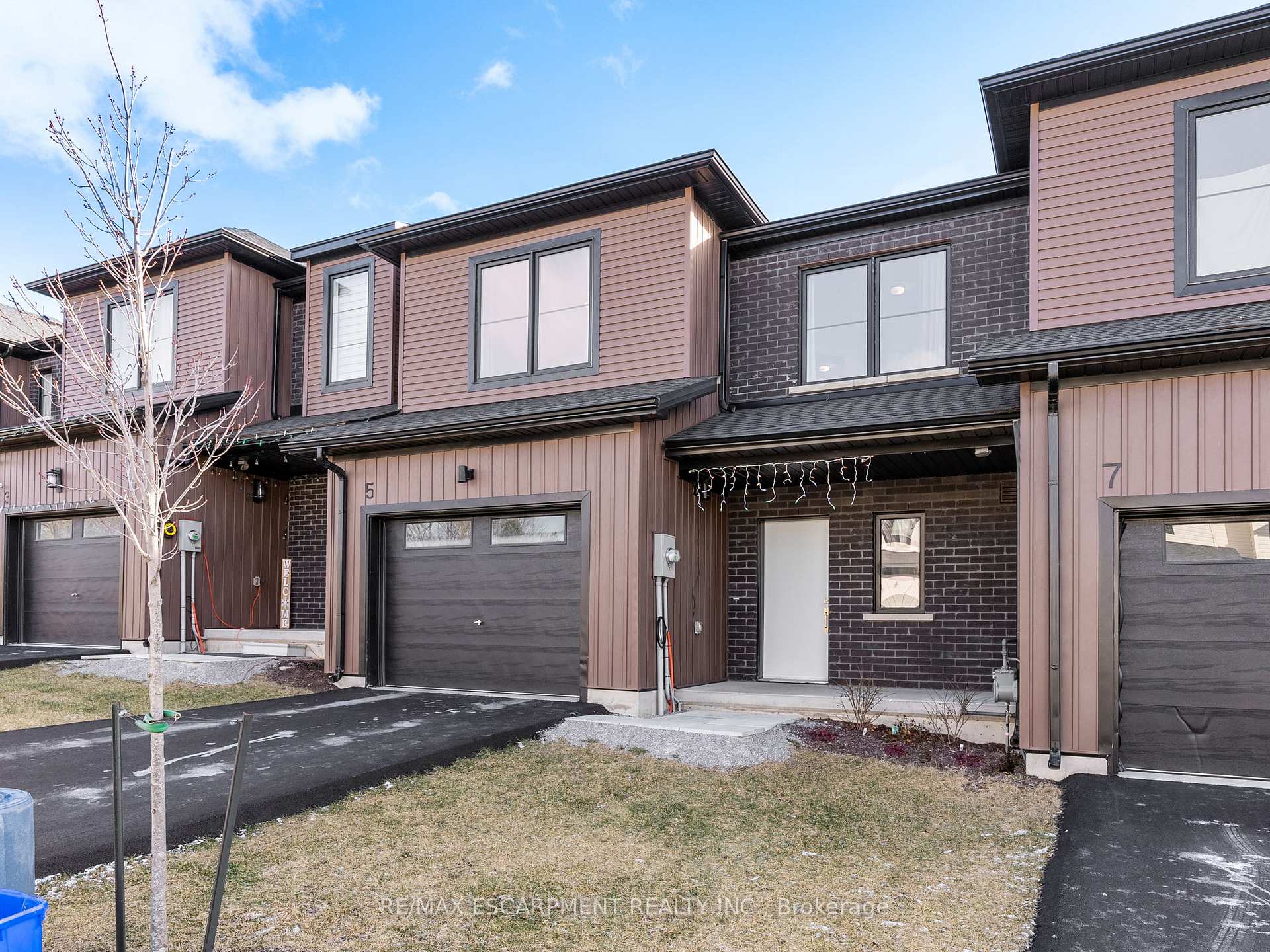 Front of 5 Trailside Drive