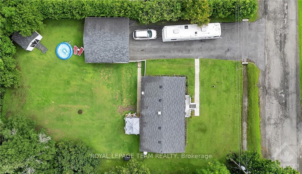 Photo 3 of 7563 Stone School Road, Ottawa, Osgoode Twp North of Reg Rd 6 — HOMEH