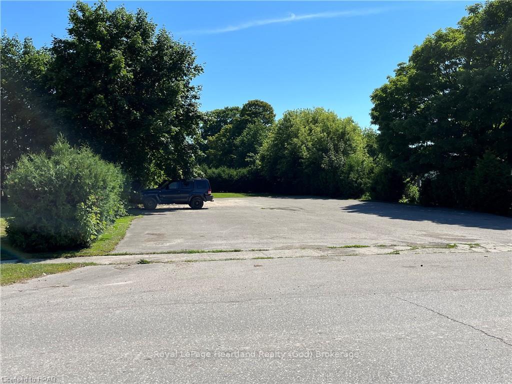 Photo 2 of 43 Albert Street, Ashfield-Colborne-Wawanosh, Ashfield — HOMEH