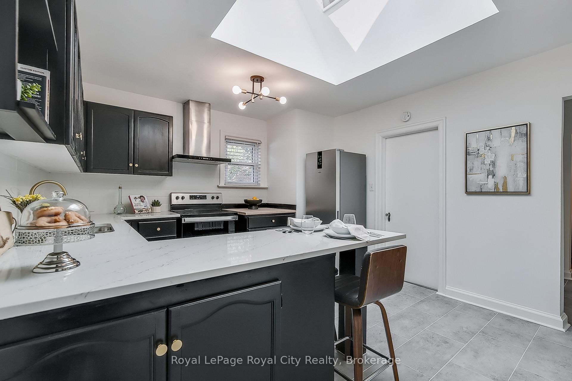 Photo 10 of 94 Durham Street, Guelph, Downtown — HOMEH