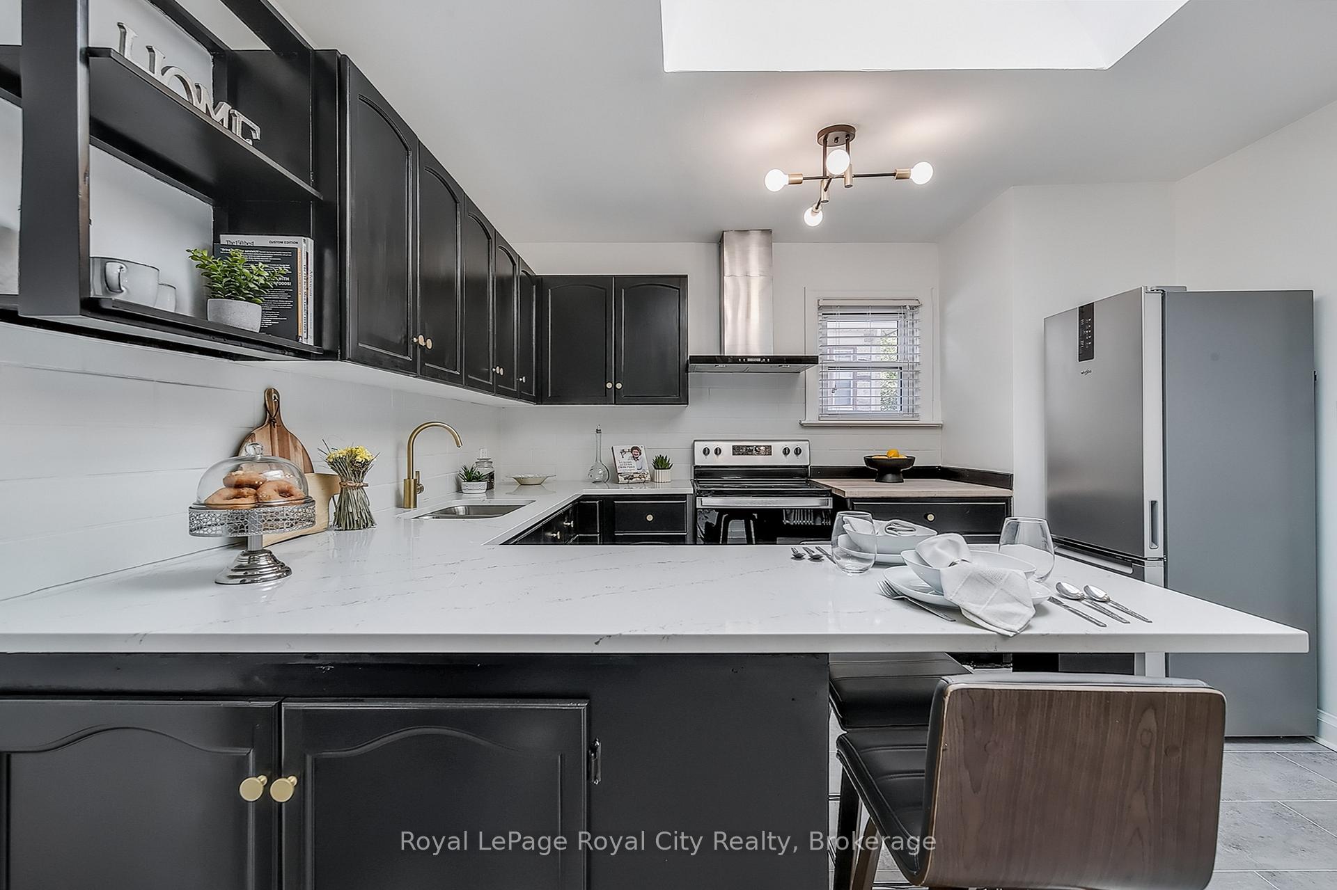 Photo 11 of 94 Durham Street, Guelph, Downtown — HOMEH