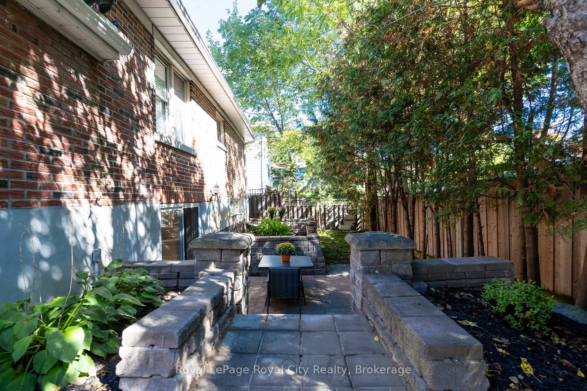 Photo 30 of 94 Durham Street, Guelph, Downtown — HOMEH