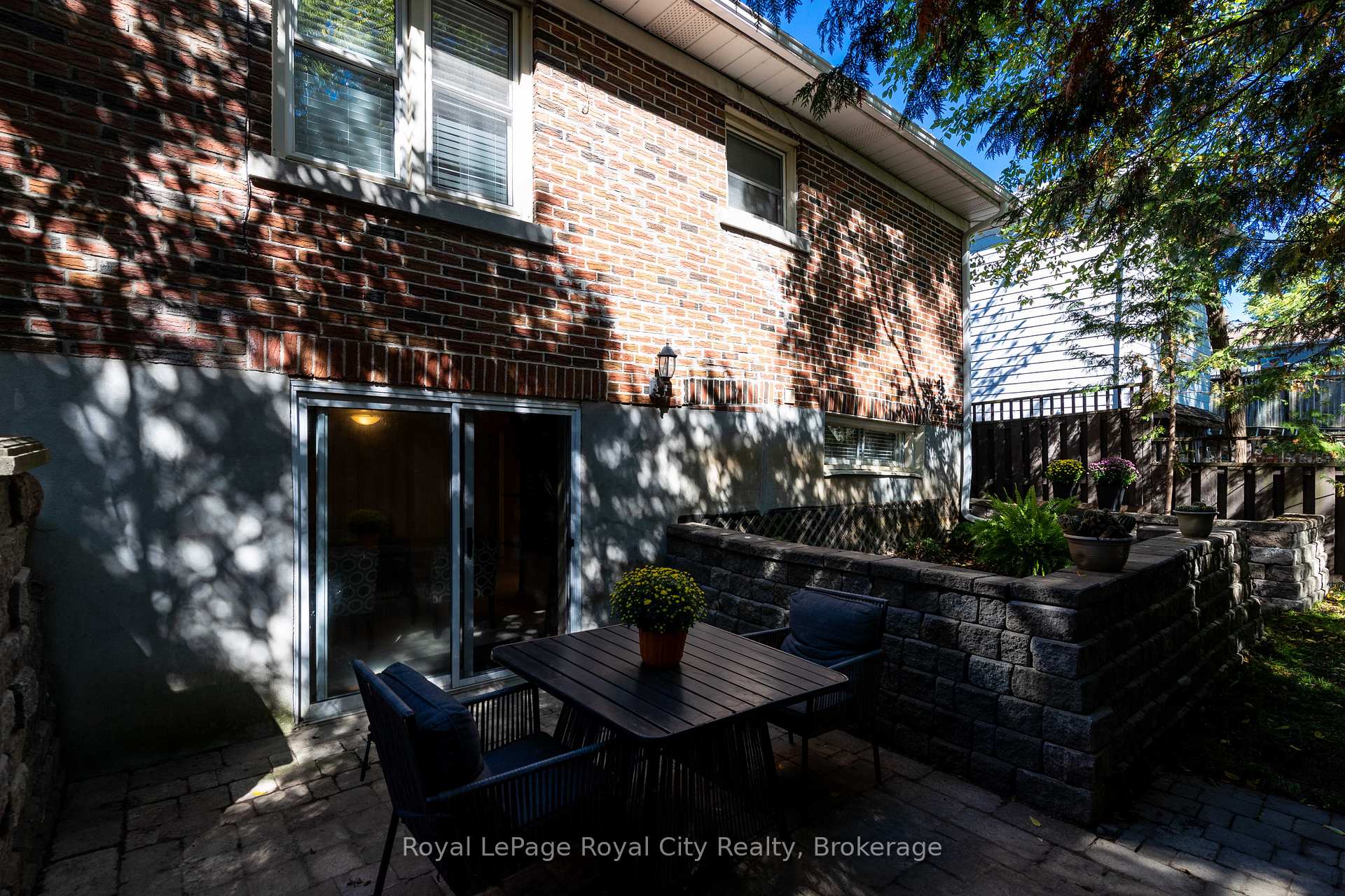 Photo 33 of 94 Durham Street, Guelph, Downtown — HOMEH