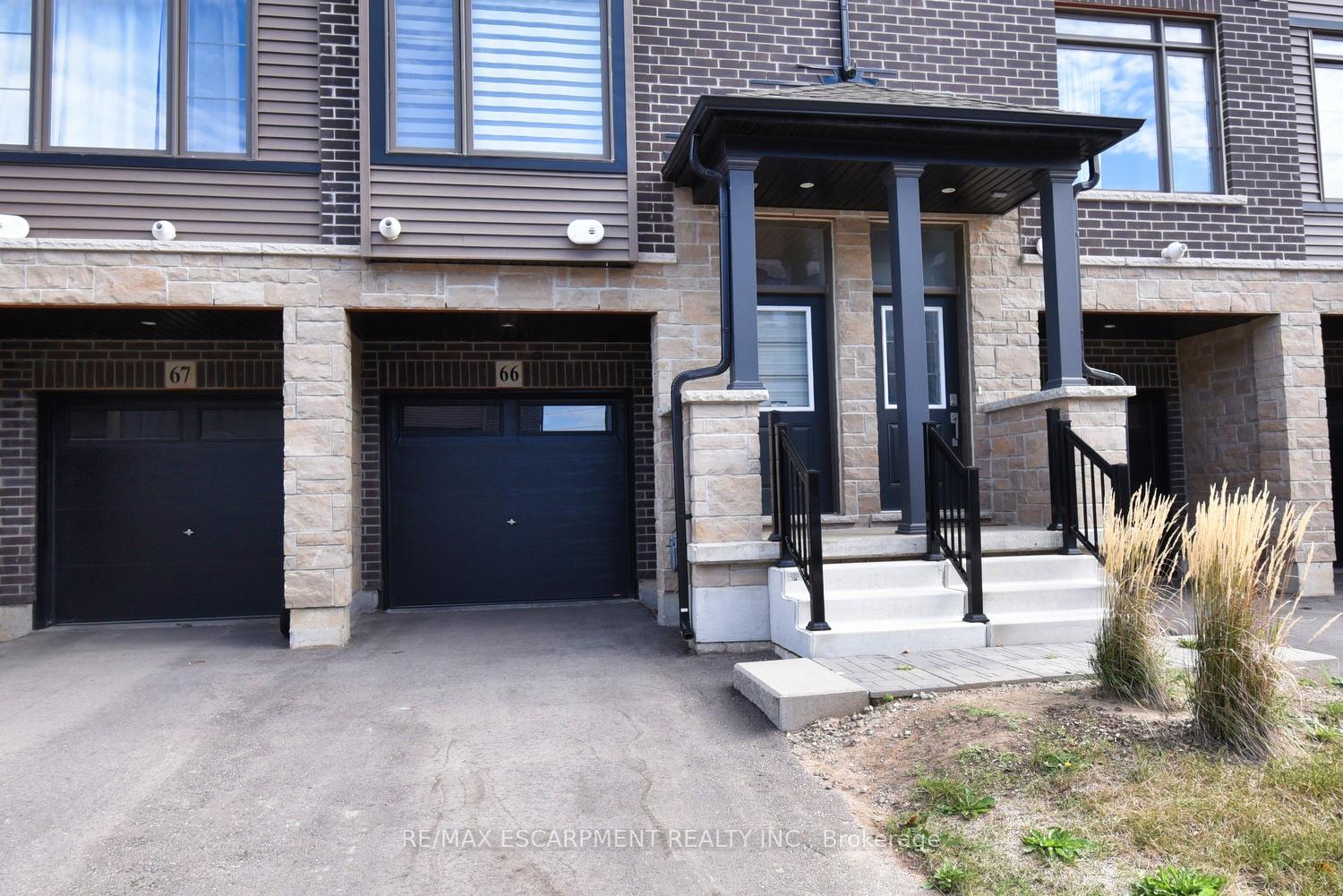 Photo 7 of Unit 66, 120 Court Drive, Brant, Paris — HOMEH
