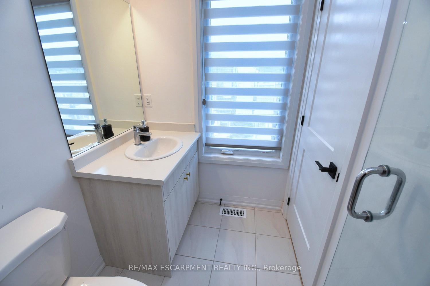 Photo 11 of Unit 66, 120 Court Drive, Brant, Paris — HOMEH