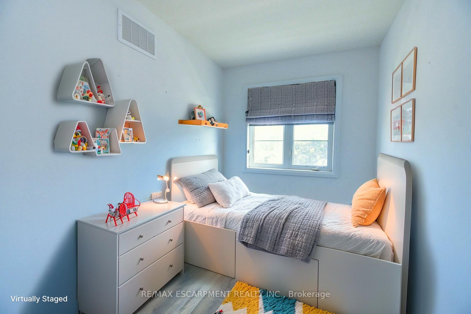 Photo 16 of Unit 66, 120 Court Drive, Brant, Paris — HOMEH