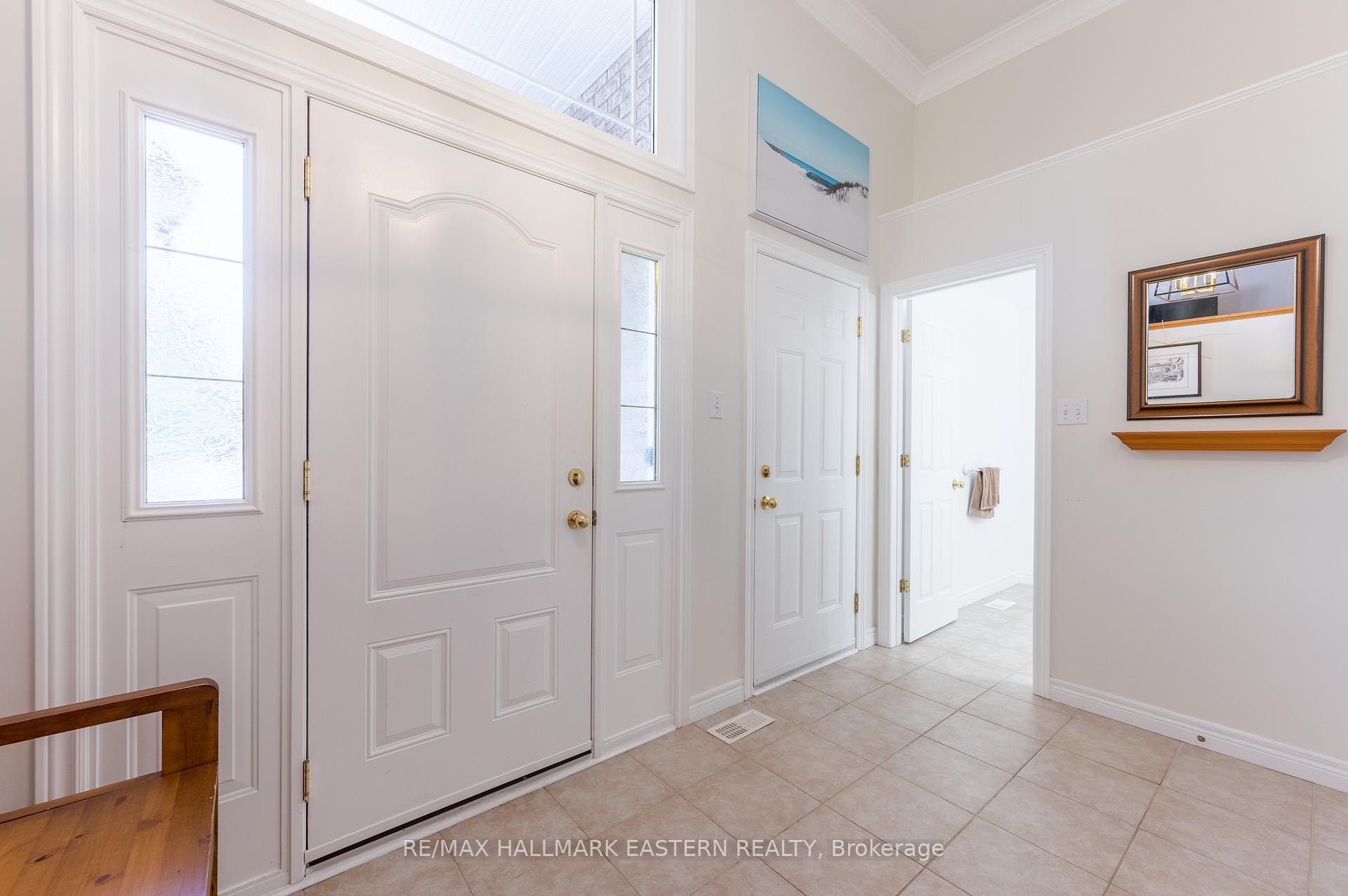 Photo 2 of 2484 Denure Drive, Peterborough, Monaghan Ward 2 — HOMEH