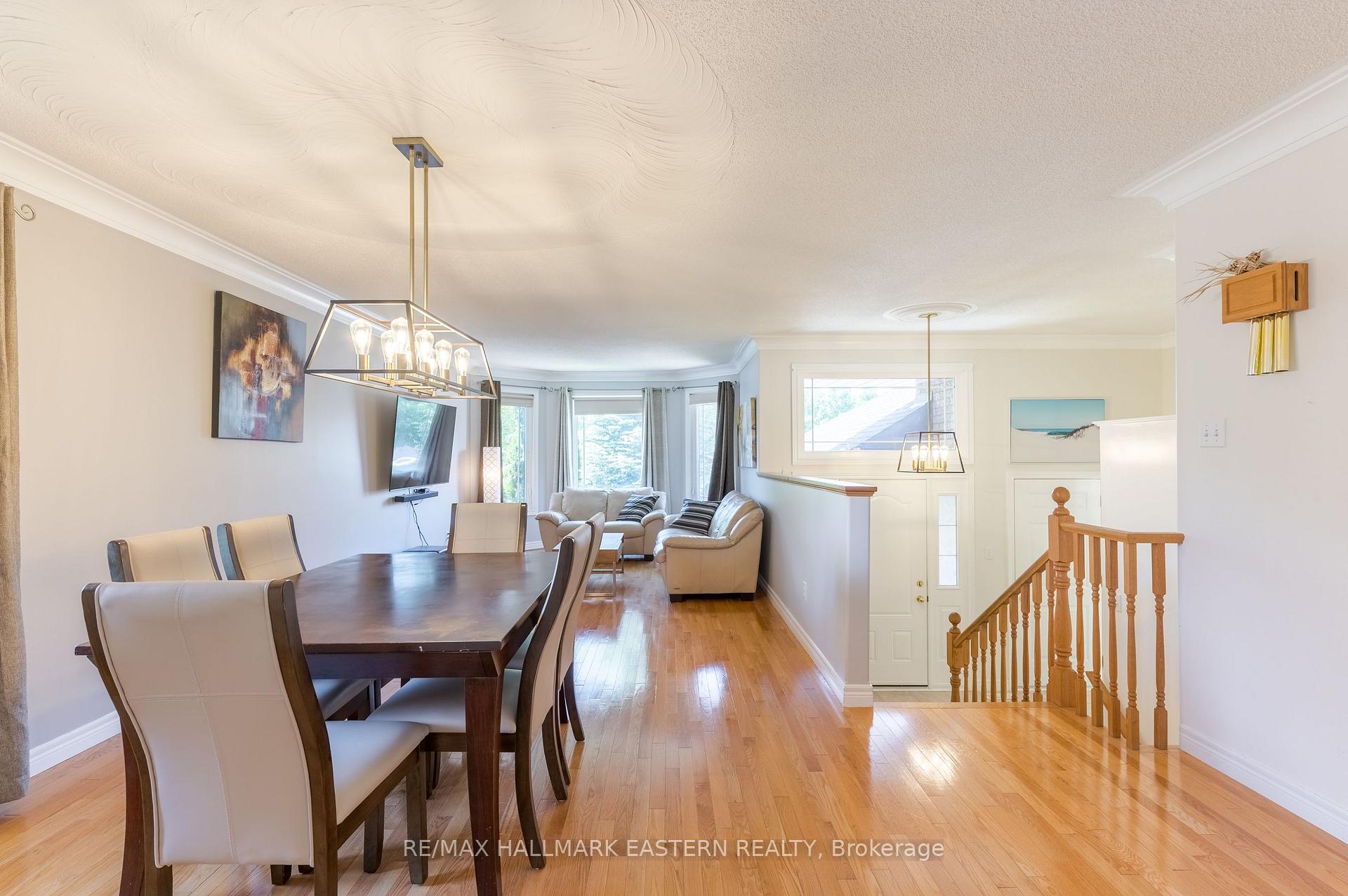 Photo 4 of 2484 Denure Drive, Peterborough, Monaghan Ward 2 — HOMEH
