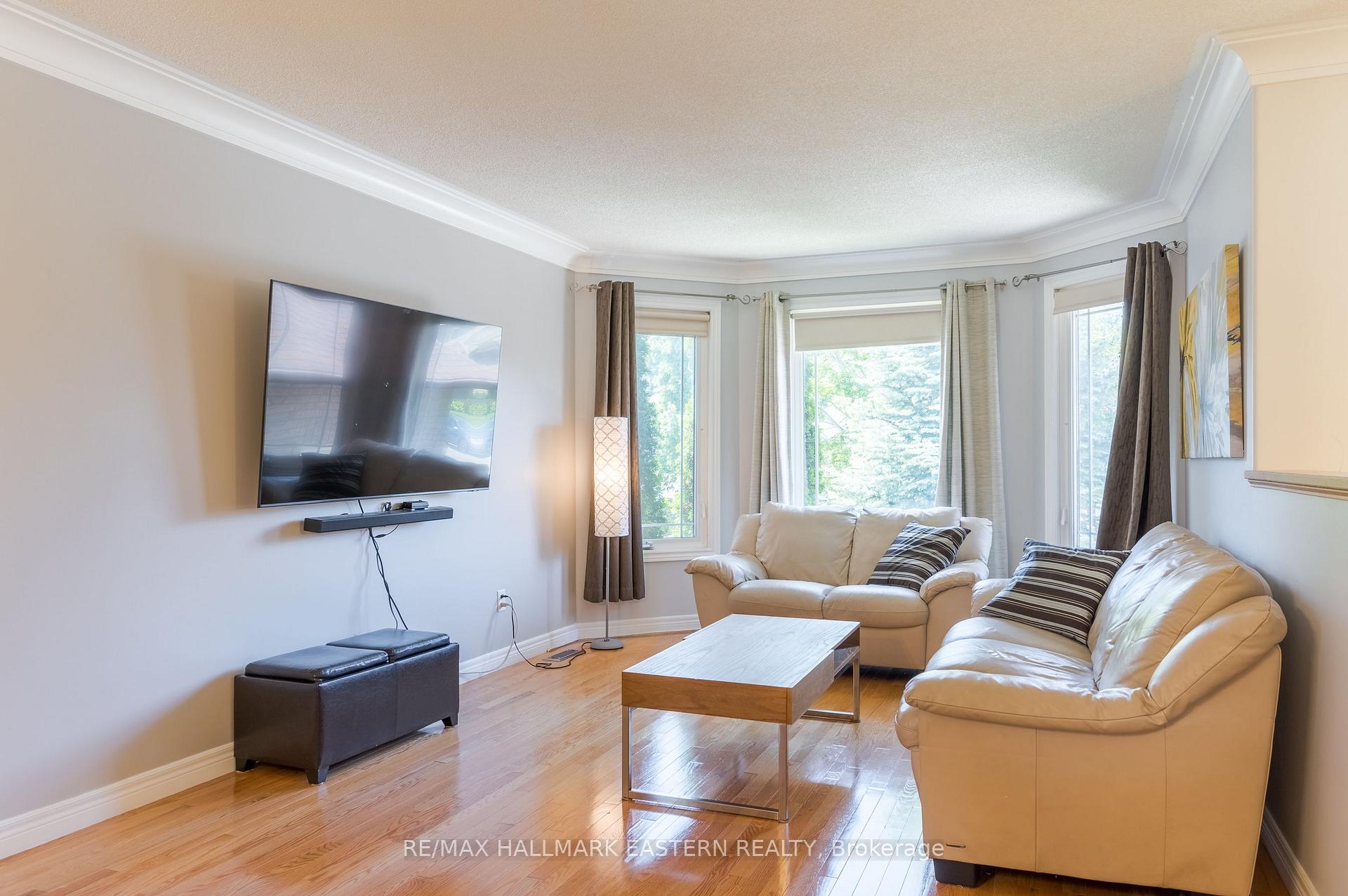 Photo 5 of 2484 Denure Drive, Peterborough, Monaghan Ward 2 — HOMEH