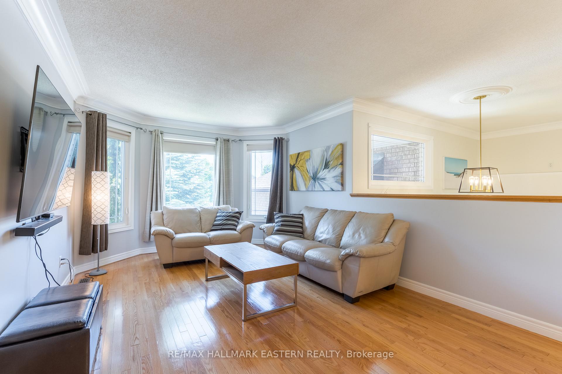 Photo 7 of 2484 Denure Drive, Peterborough, Monaghan Ward 2 — HOMEH
