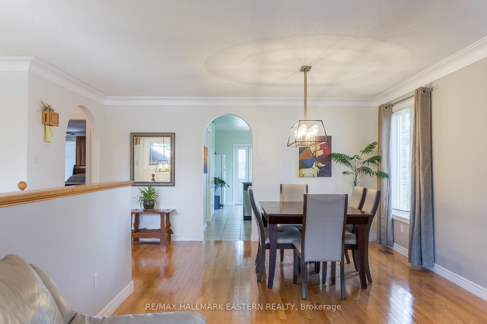 Photo 8 of 2484 Denure Drive, Peterborough, Monaghan Ward 2 — HOMEH