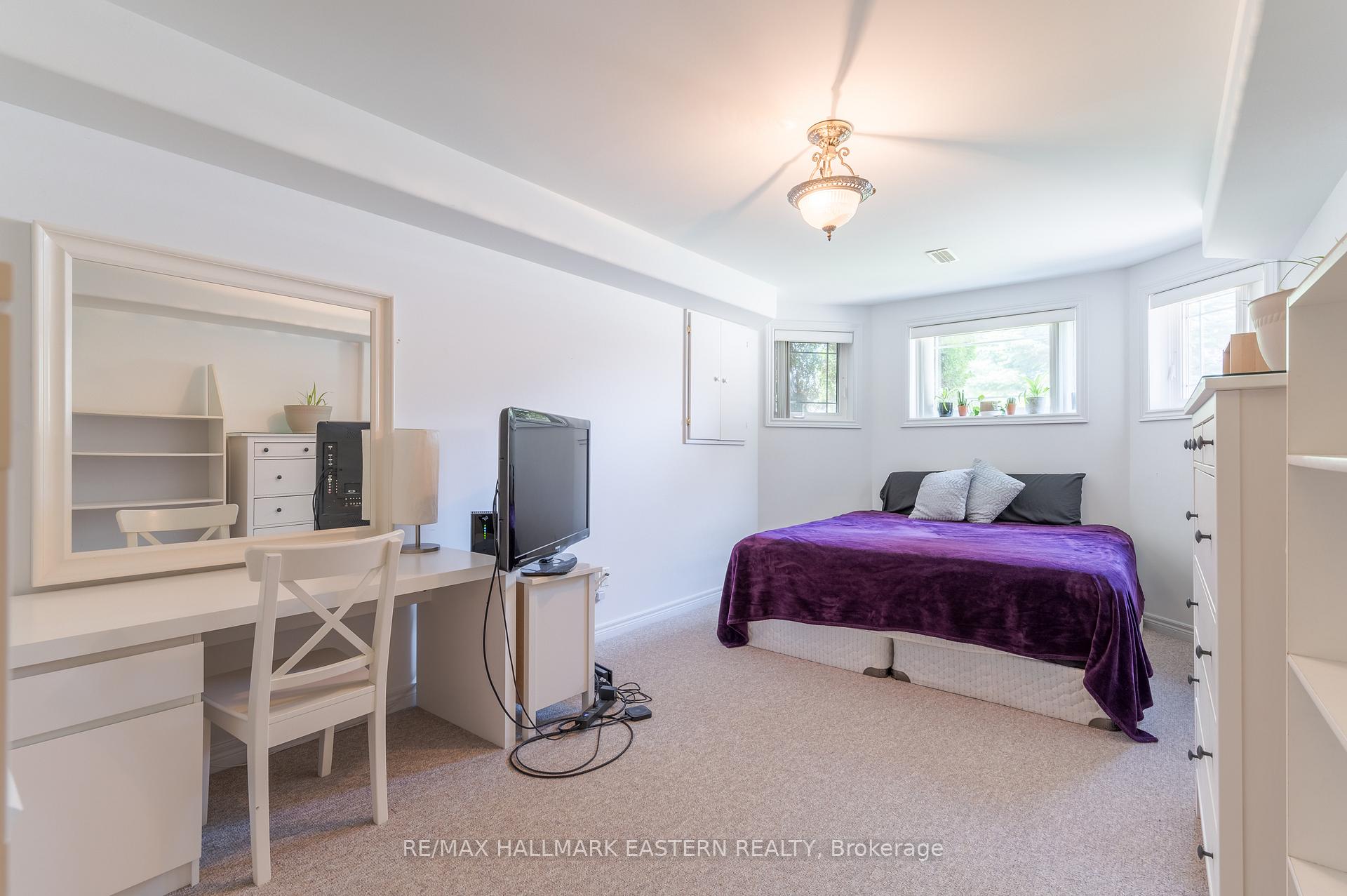 Photo 26 of 2484 Denure Drive, Peterborough, Monaghan Ward 2 — HOMEH