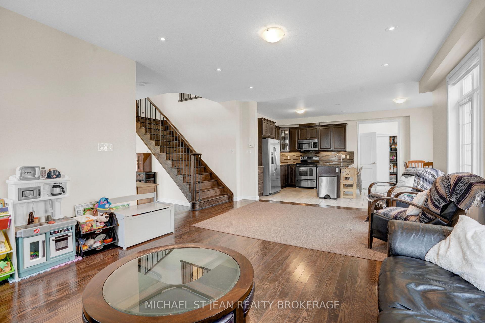 Photo 5 of 593 Miller Way, Milton, Clarke — HOMEH