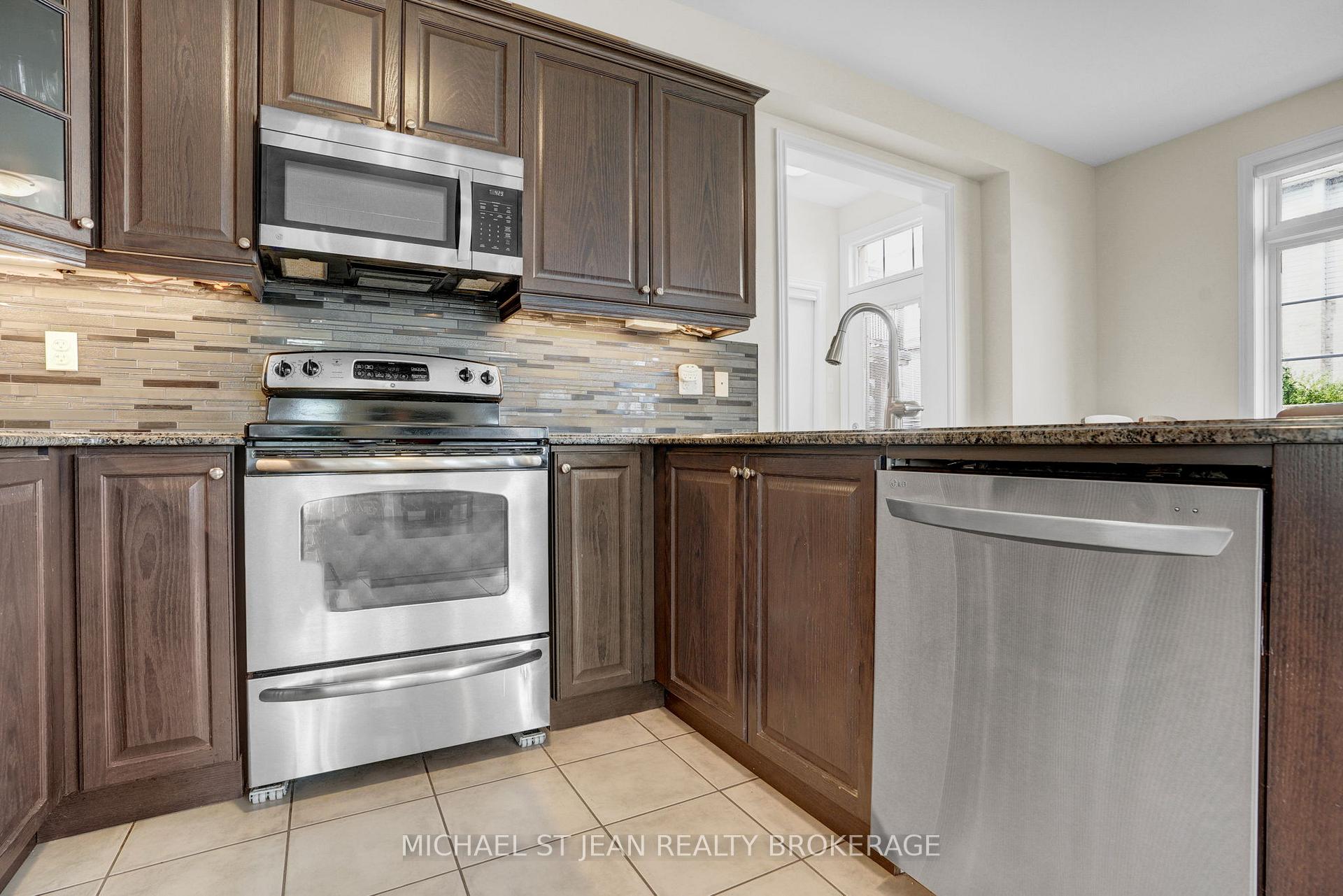 Photo 9 of 593 Miller Way, Milton, Clarke — HOMEH