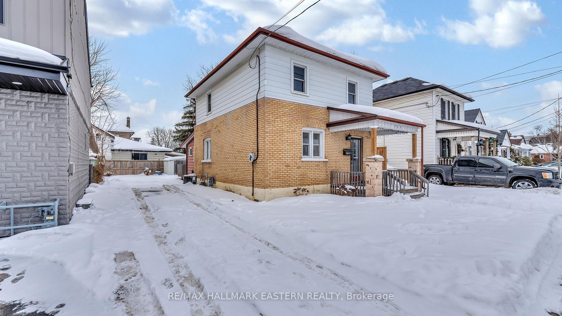 Photo 1 of 771 Lock Street, Peterborough, Otonabee Ward 1 — HOMEH