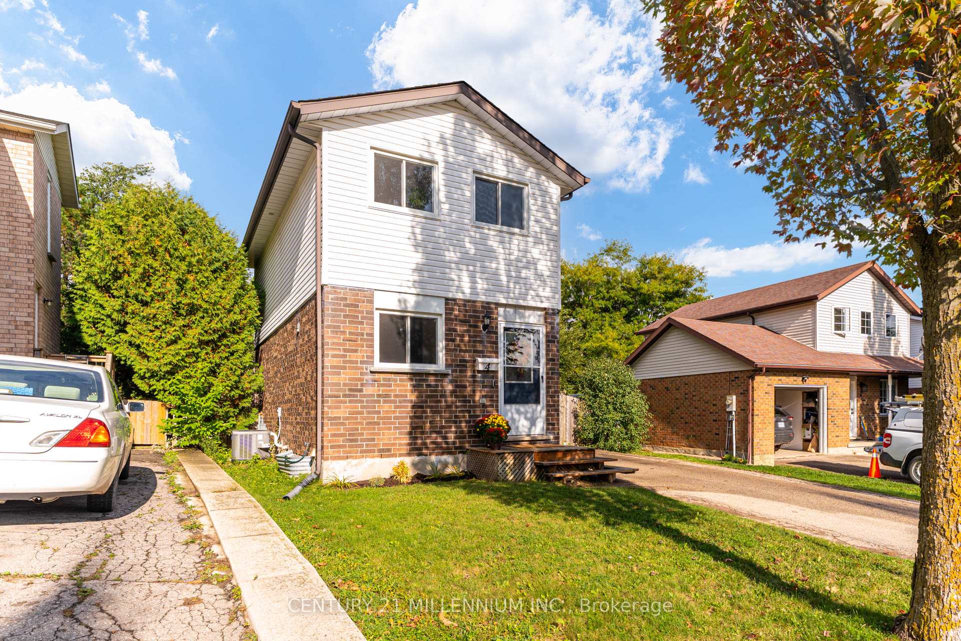 Photo 2 of 4 Watt Street, Guelph, Grange Road — HOMEH