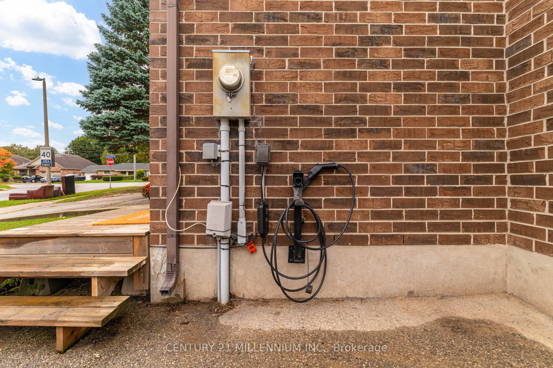 Photo 22 of 4 Watt Street, Guelph, Grange Road — HOMEH
