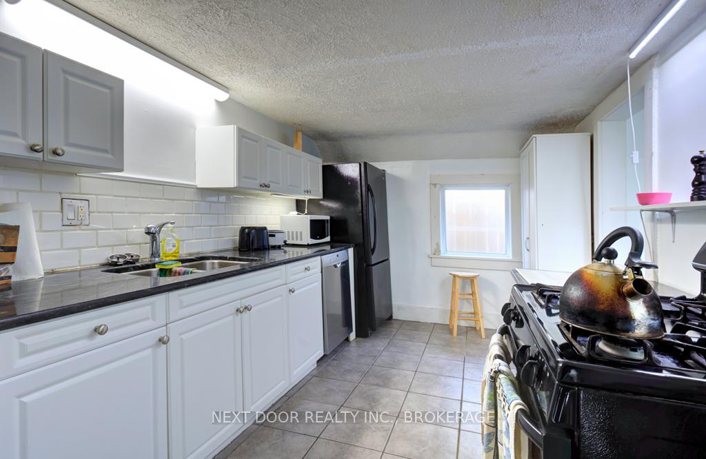 Photo 11 of 67 Water Street, Aylmer — HOMEH
