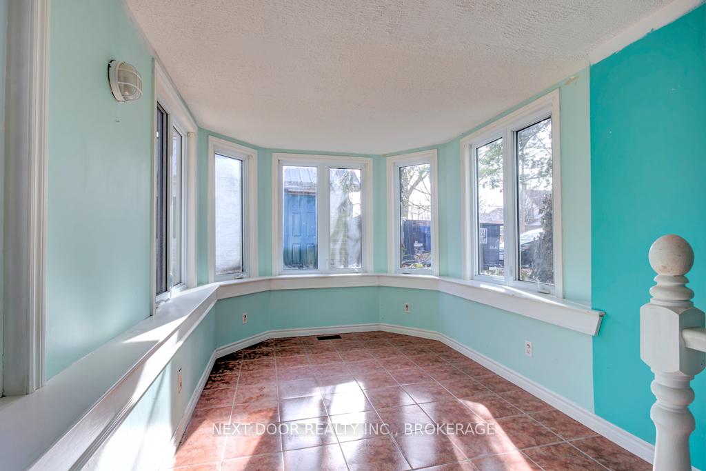 Photo 13 of 67 Water Street, Aylmer — HOMEH