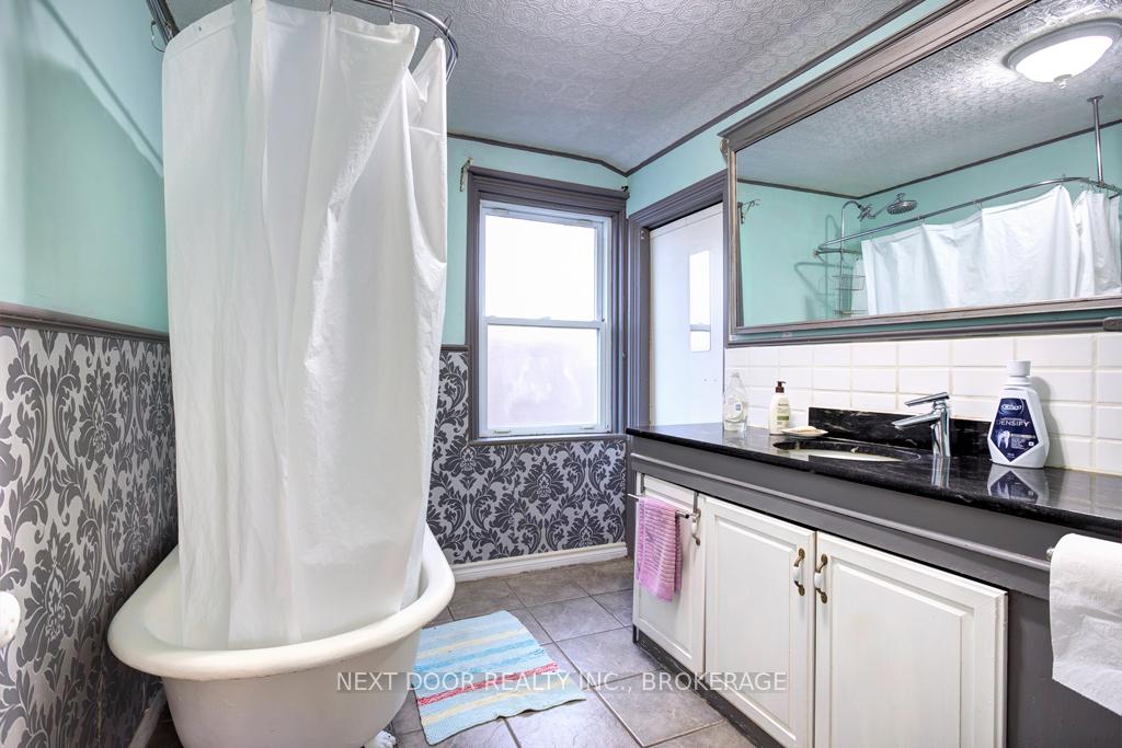 Photo 14 of 67 Water Street, Aylmer — HOMEH