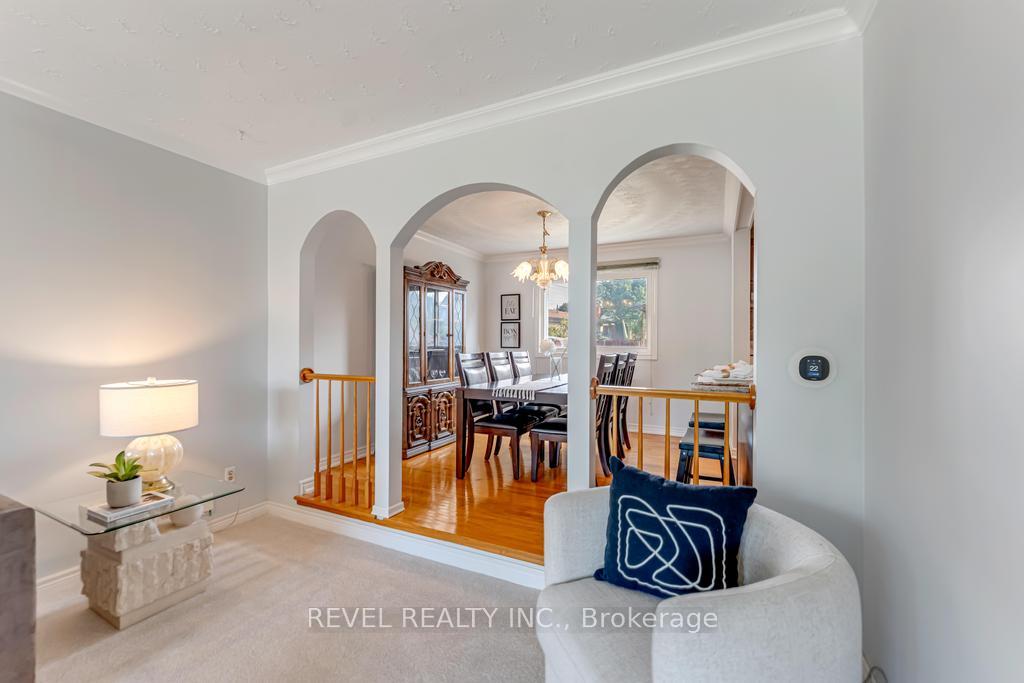 Photo 5 of 187 Guildwood Drive, Hamilton, Gurnett — HOMEH