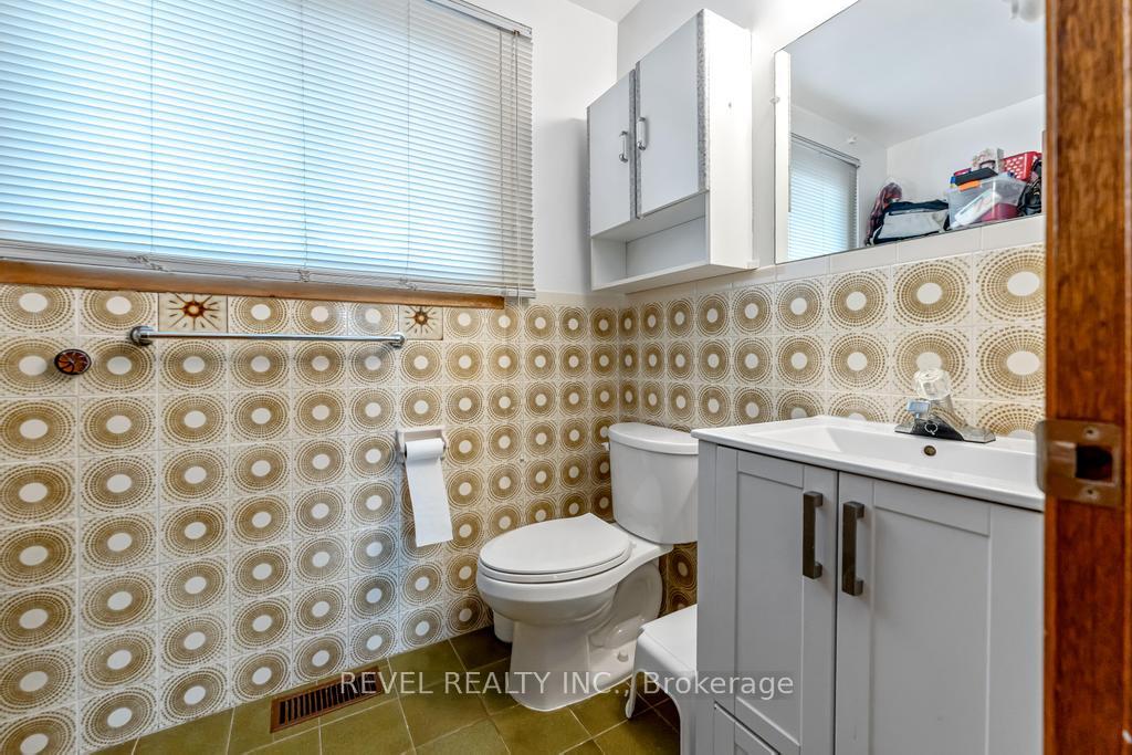 Photo 21 of 187 Guildwood Drive, Hamilton, Gurnett — HOMEH