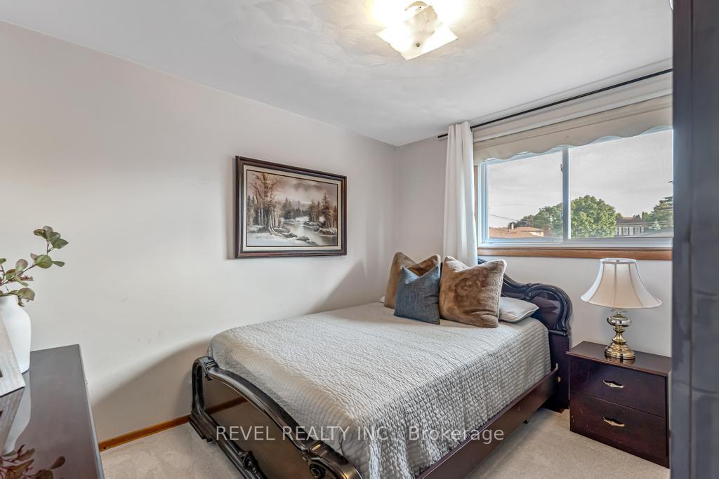 Photo 22 of 187 Guildwood Drive, Hamilton, Gurnett — HOMEH