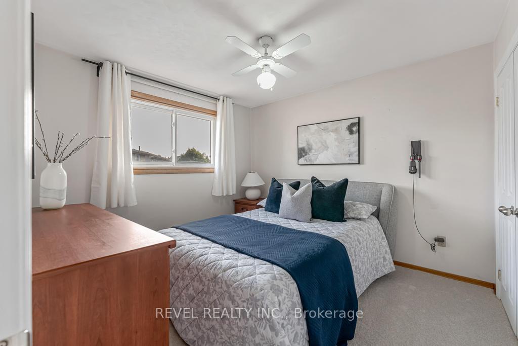 Photo 24 of 187 Guildwood Drive, Hamilton, Gurnett — HOMEH