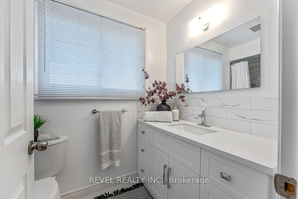 Photo 25 of 187 Guildwood Drive, Hamilton, Gurnett — HOMEH