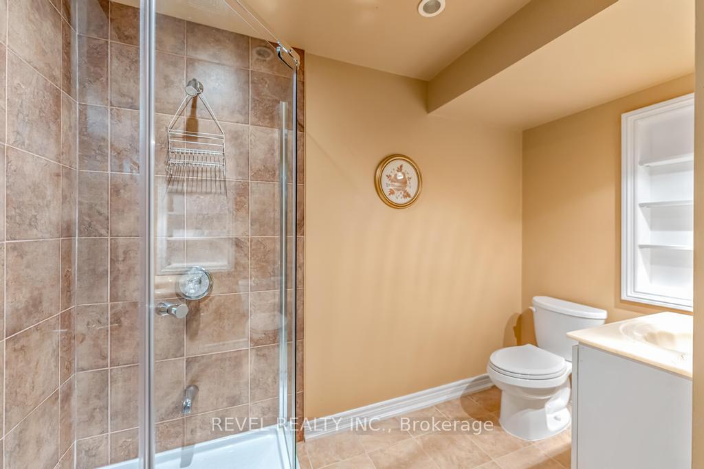 Photo 30 of 187 Guildwood Drive, Hamilton, Gurnett — HOMEH