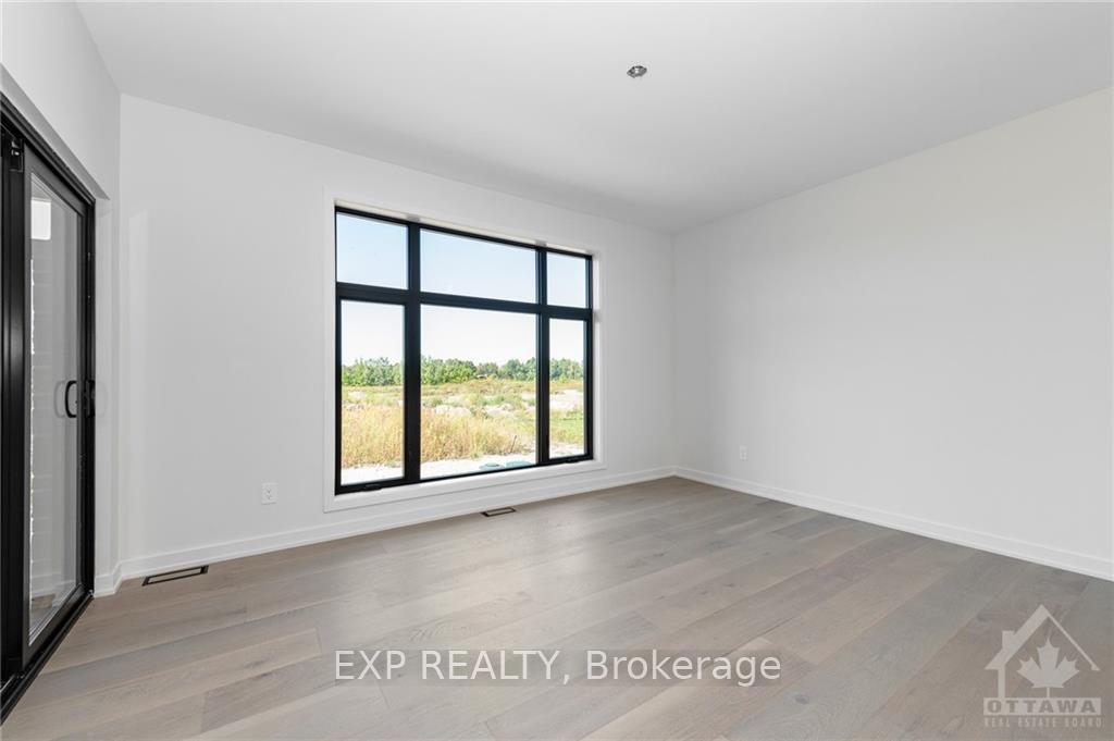 Photo 15 of 3987 Perennial Way, Ottawa, Greely — HOMEH