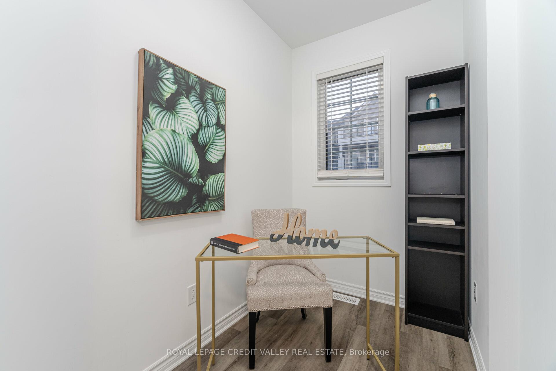 Photo 15 of 1574 Moira Crescent, Milton, Bowes — HOMEH