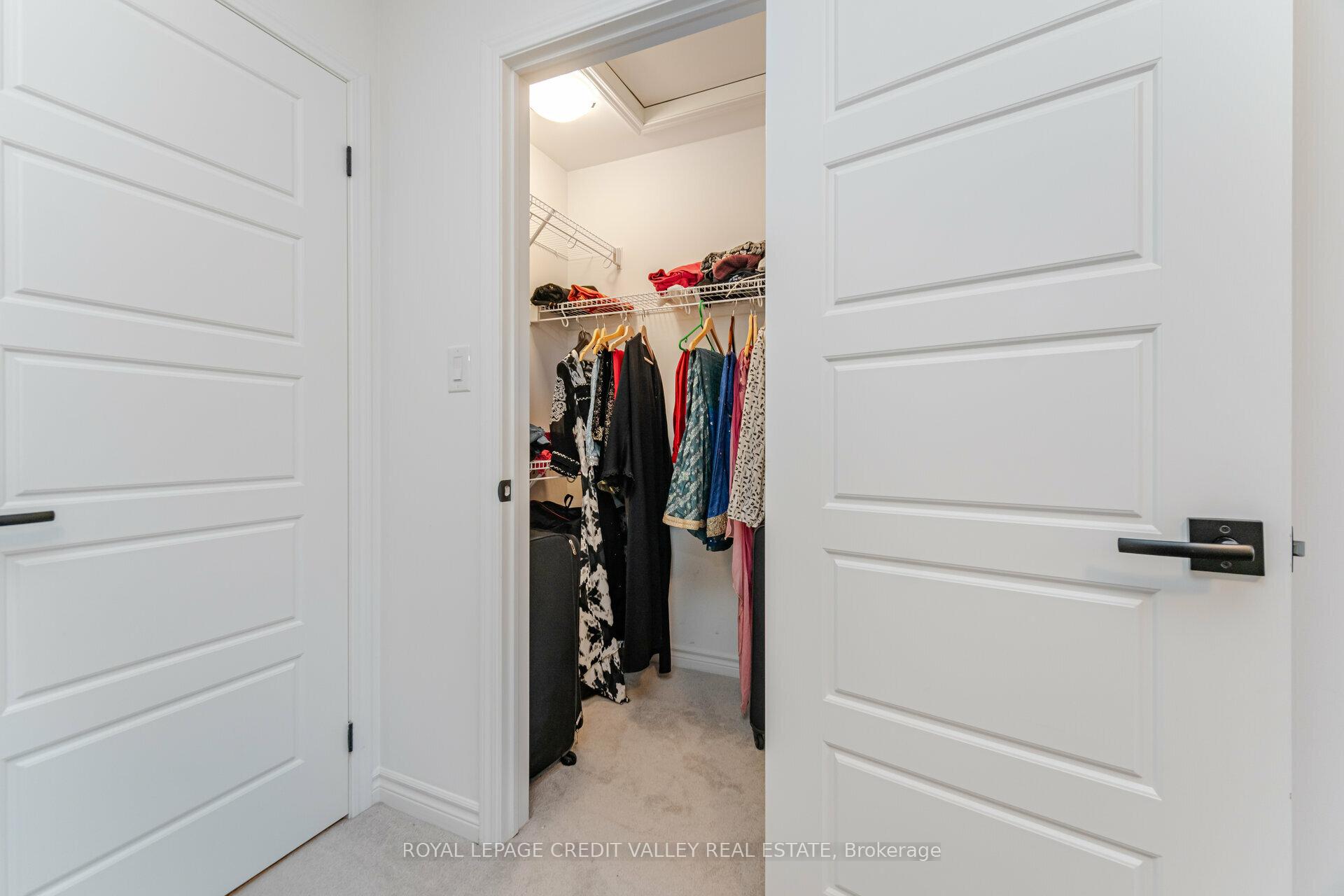 Photo 26 of 1574 Moira Crescent, Milton, Bowes — HOMEH